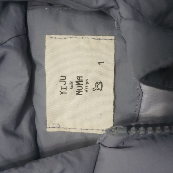 Yi Ju kids 1 yr old jacket - Picture 2 of 3